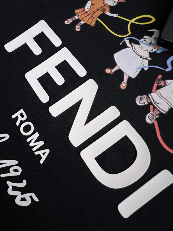 ブランドTシャツ角部分ディテール